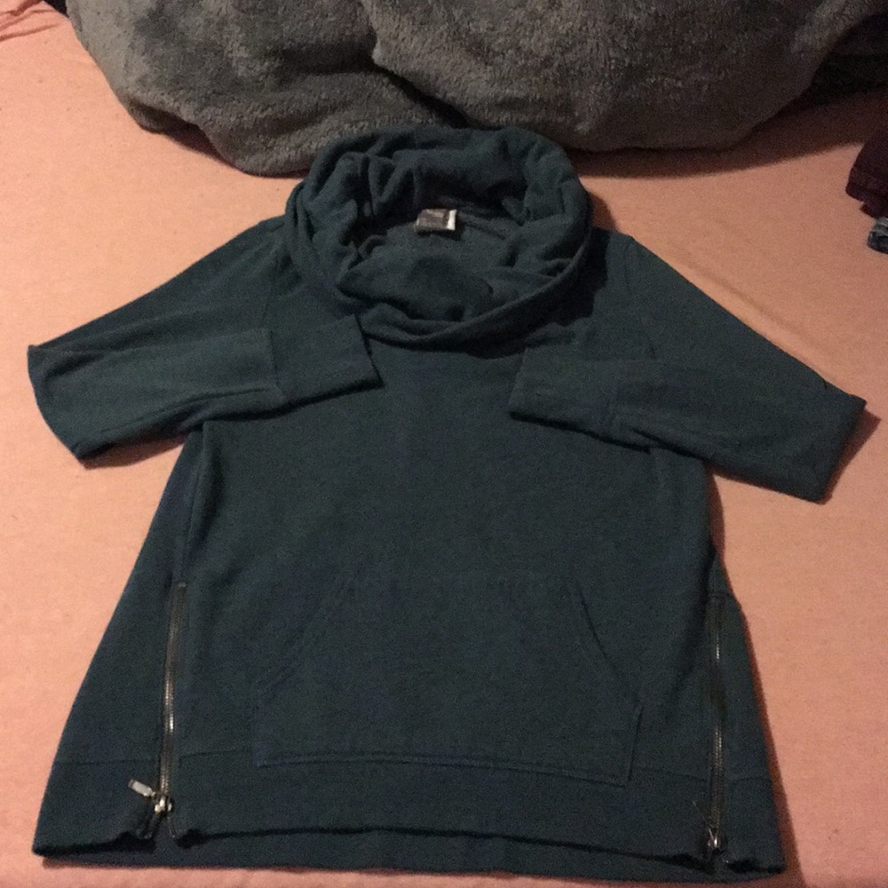 Turquoise sweater with front pocket